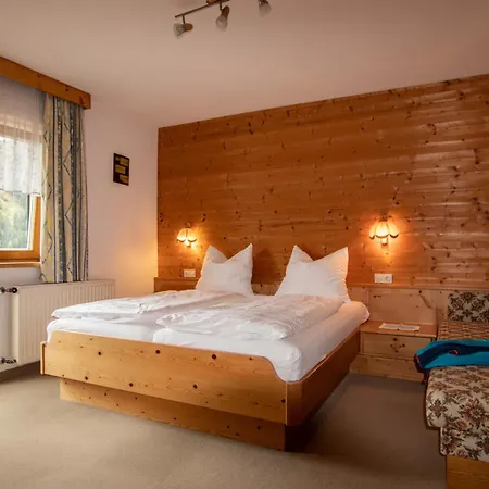 Christof,s Wild230 Apartman *